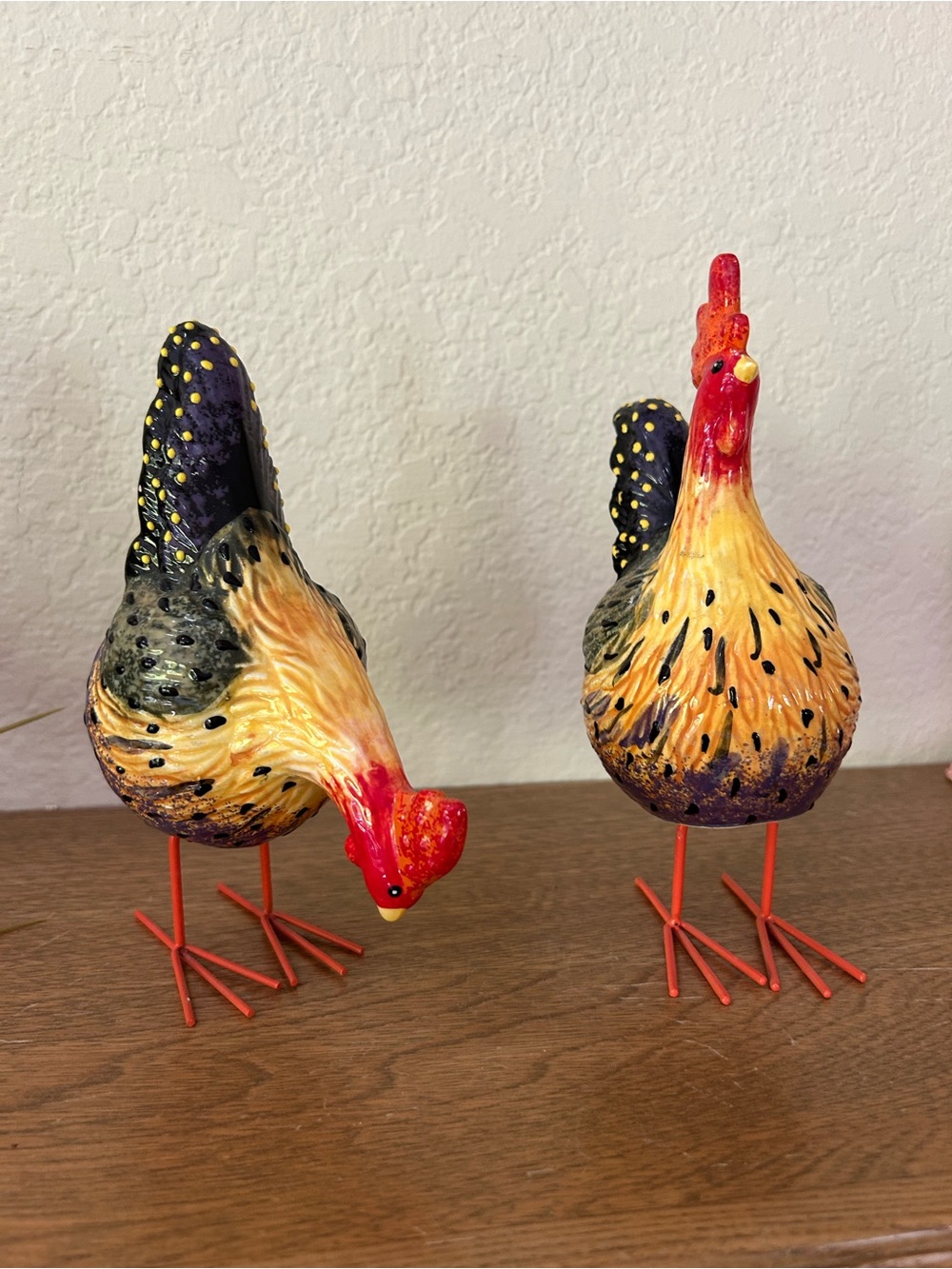 Bobble head decorative Ceramic Rooster Pair in Red and Yellow- Home Kitchen
